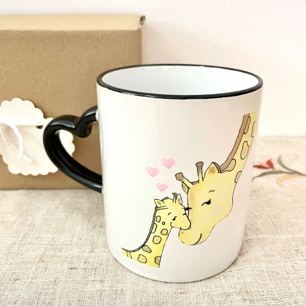 Mother and baby giraffe mug